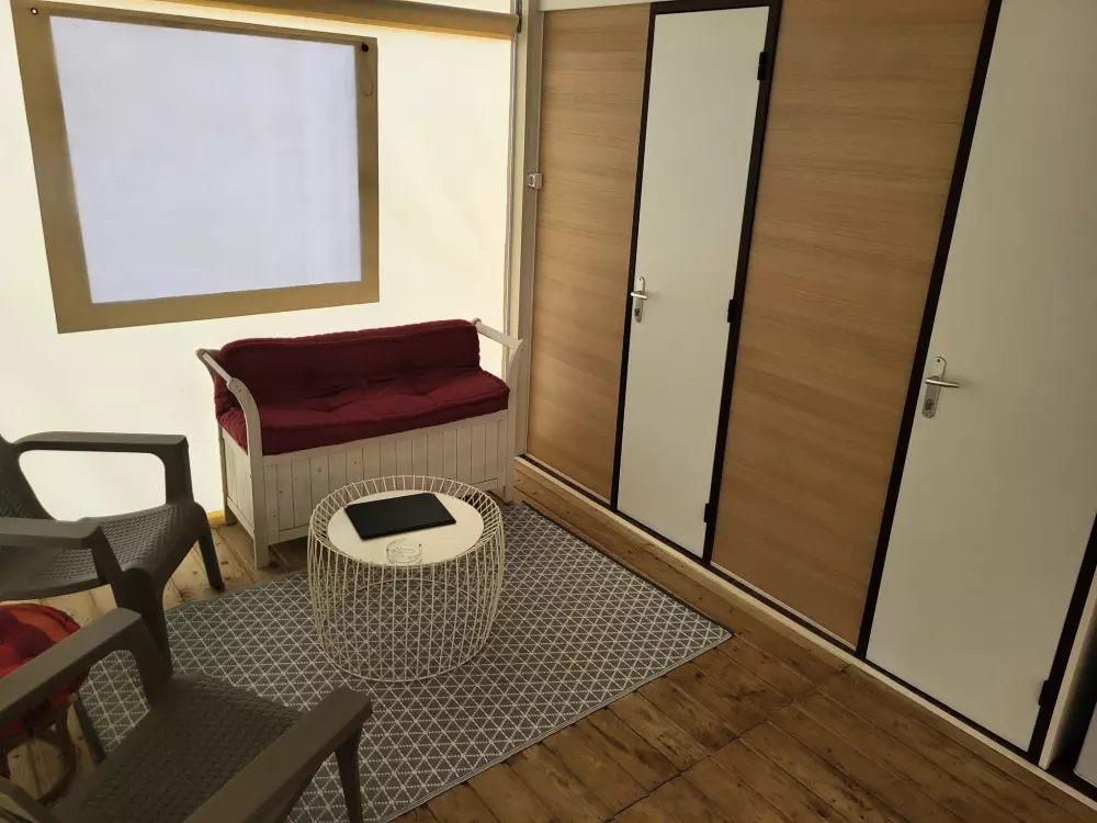 Camping des Bastides 4 Gwiazdy★★★★ 4 Gwiazdy★★★★ 4 Gwiazdy★★★★ 4 Gwiazdy★★★★