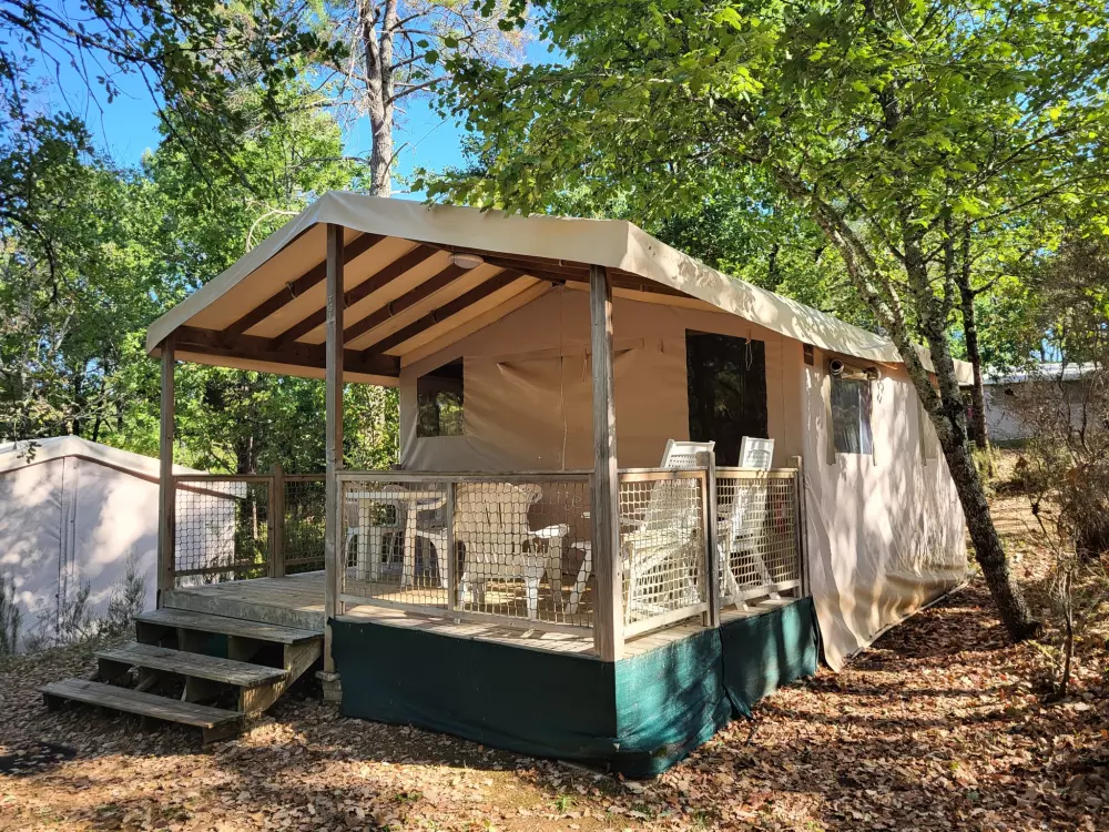 Camping des Bastides 4 Gwiazdy★★★★ 4 Gwiazdy★★★★ 4 Gwiazdy★★★★ 4 Gwiazdy★★★★