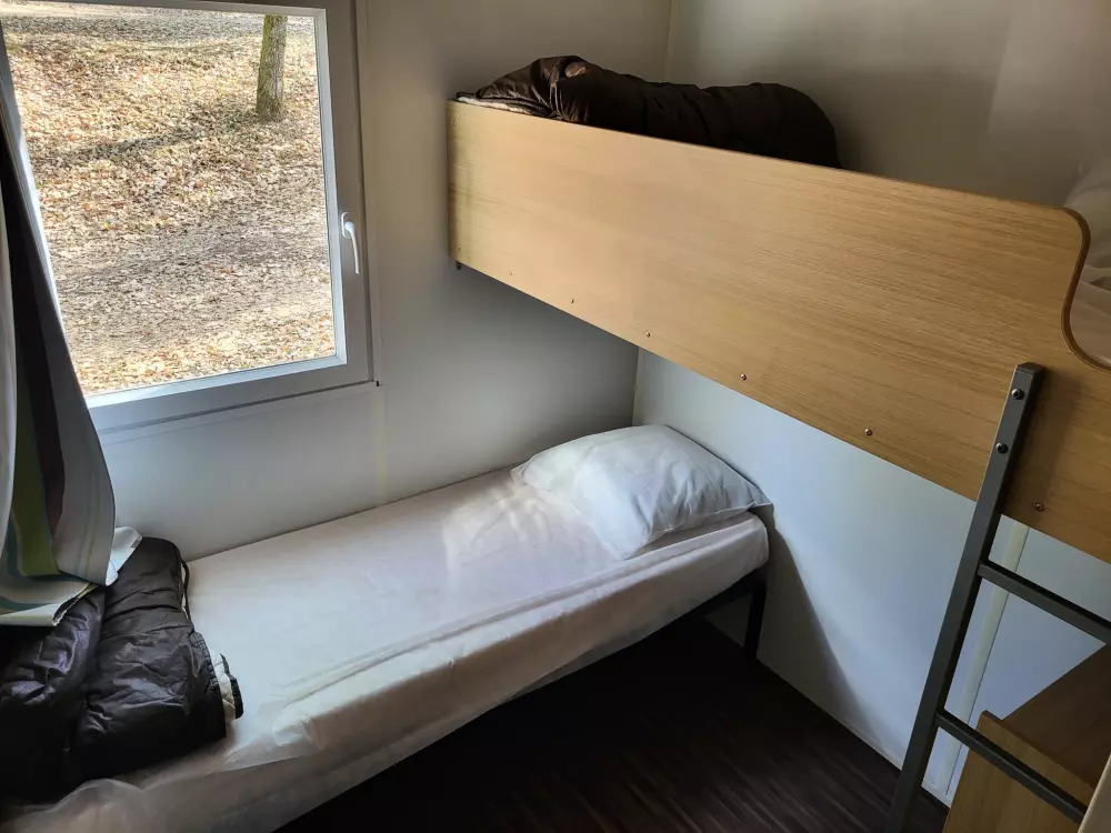 Camping des Bastides 4 Gwiazdy★★★★ 4 Gwiazdy★★★★ 4 Gwiazdy★★★★ 4 Gwiazdy★★★★