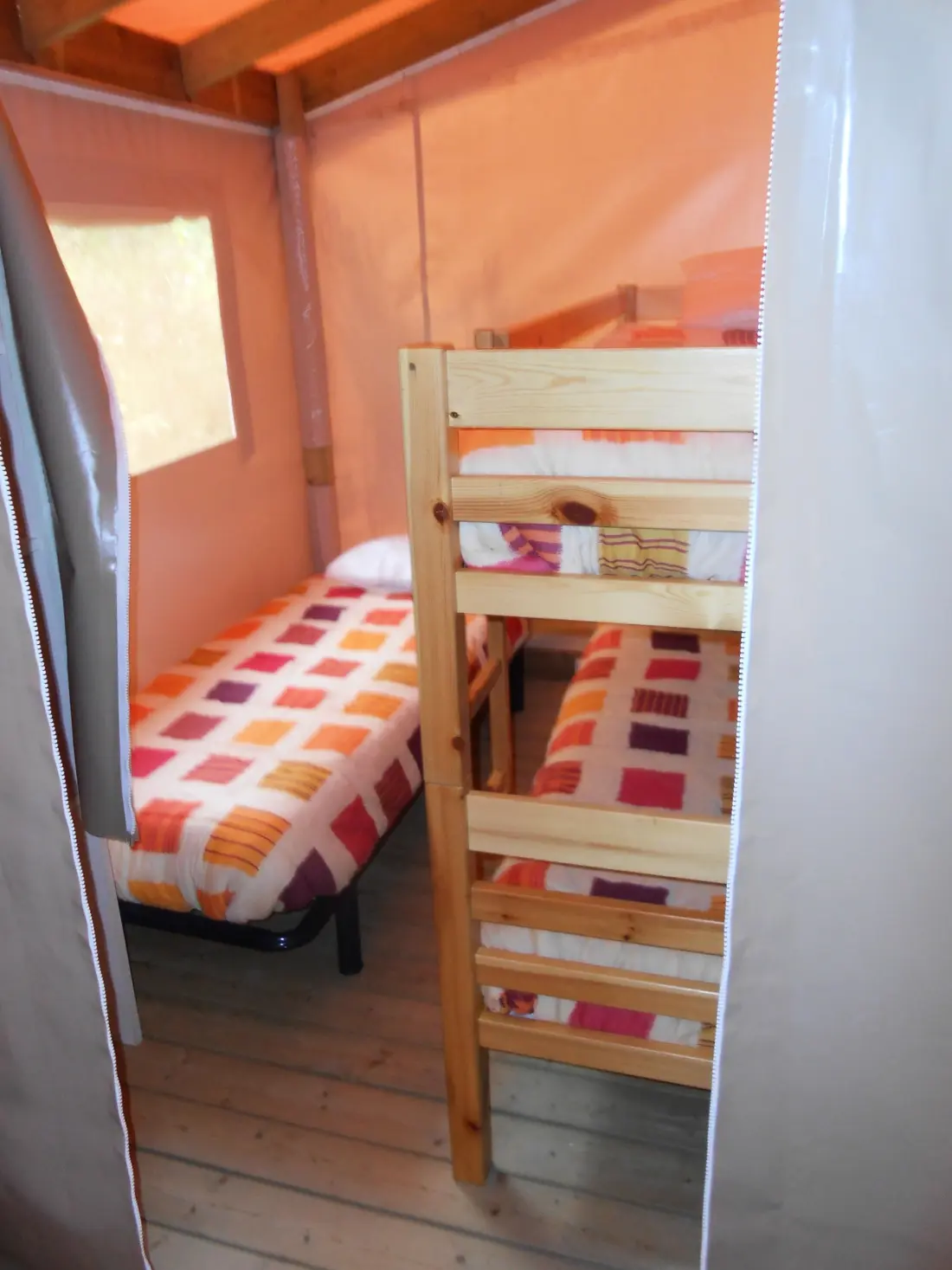 Camping des Bastides 4 Estrellas★★★★
