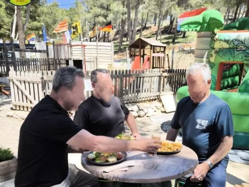 Camping Le Bois De Pins 3 Stars★★★