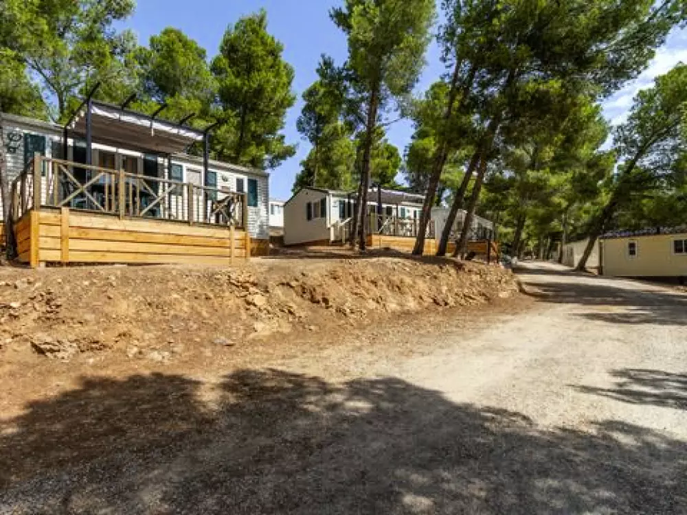 Camping Le Bois De Pins 3 étoiles★★★