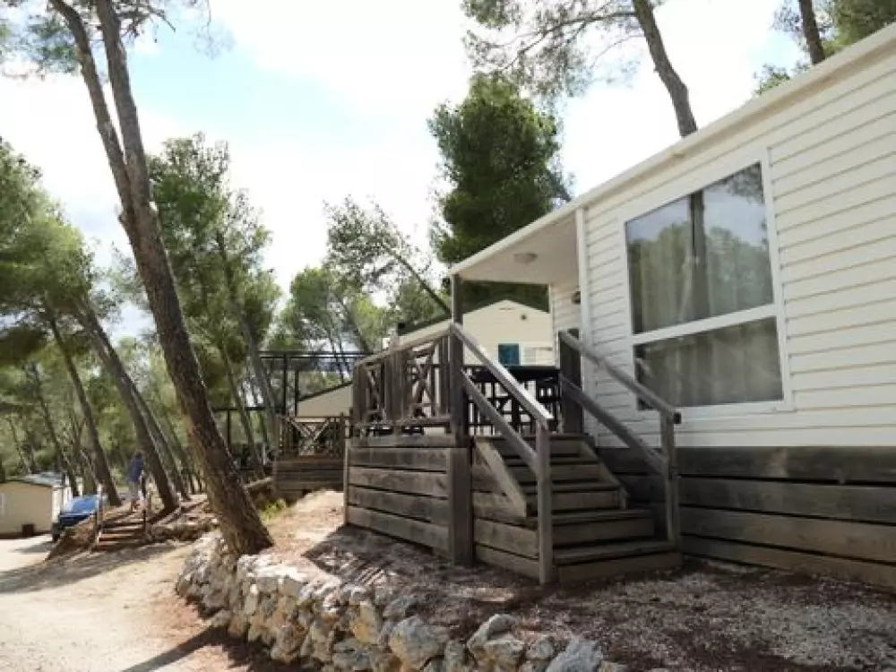 Camping Le Bois De Pins 3 étoiles★★★
