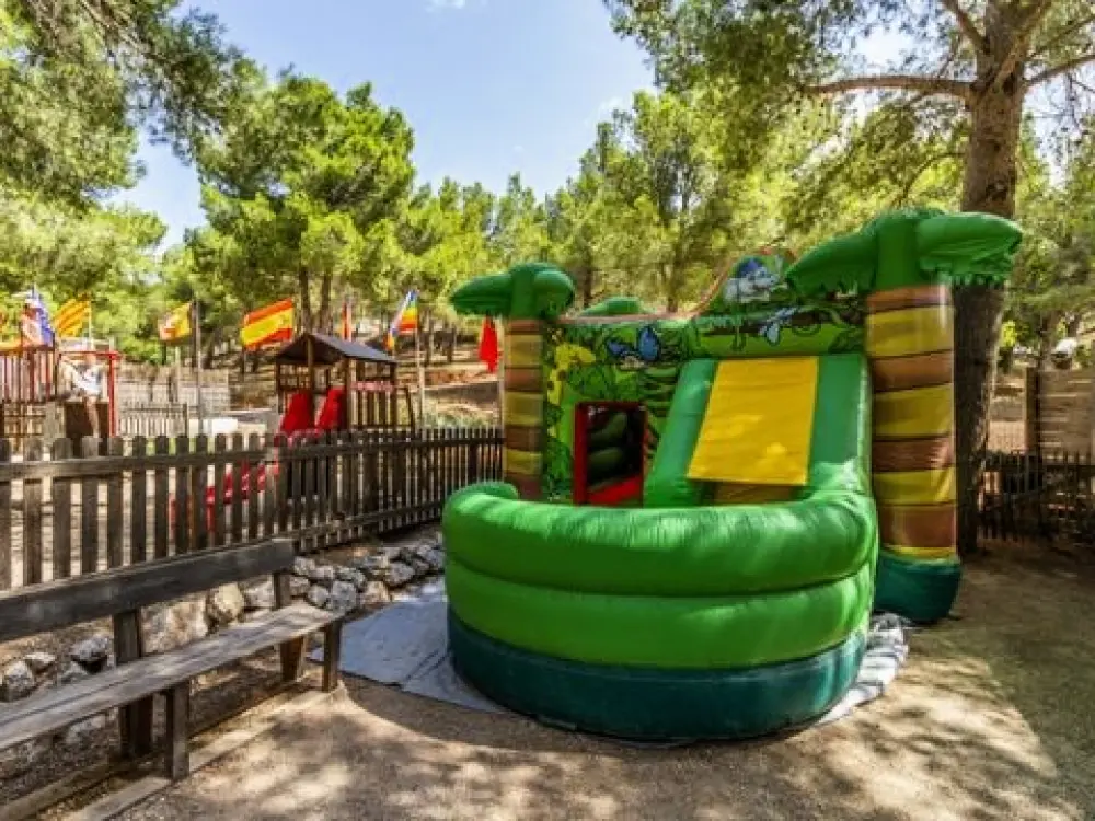 Camping Le Bois De Pins3 Sterren★★★