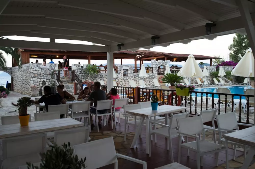 Kemping Karavomilos Plaża