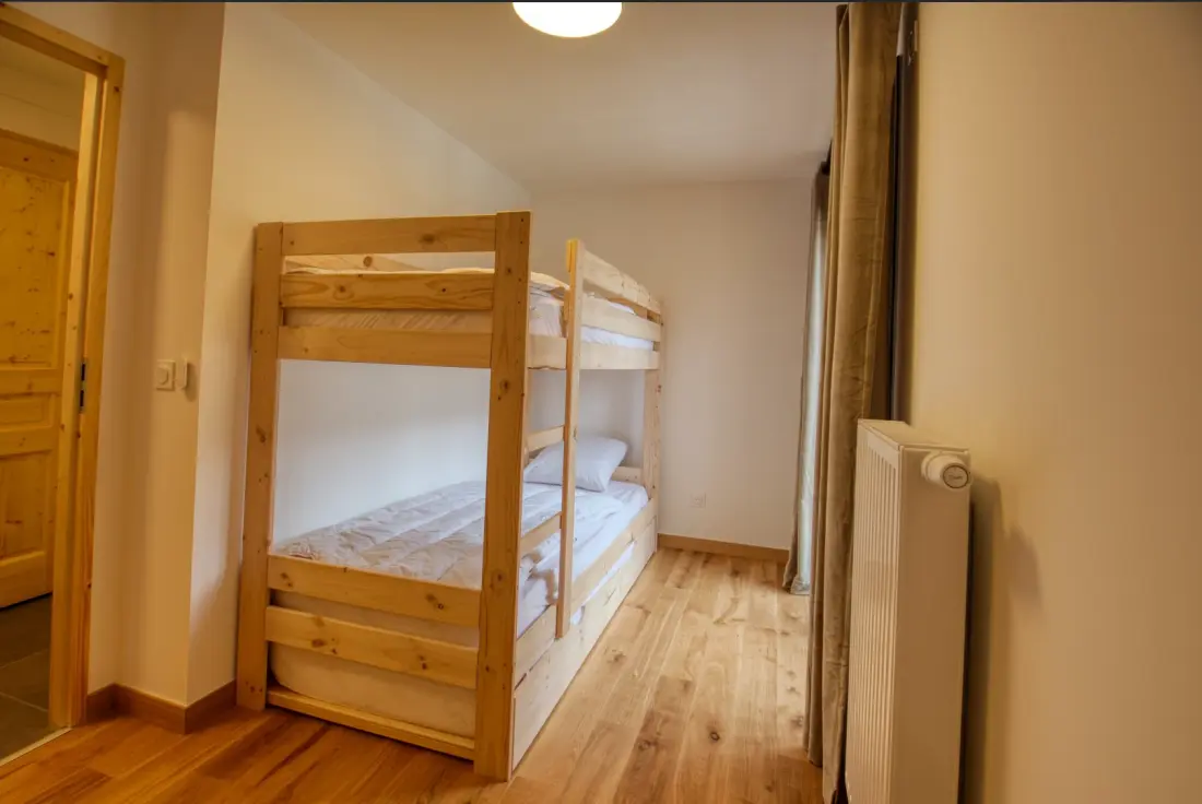 Residence kezdeti