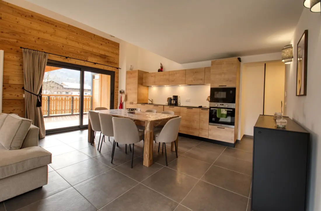 Residence kezdeti
