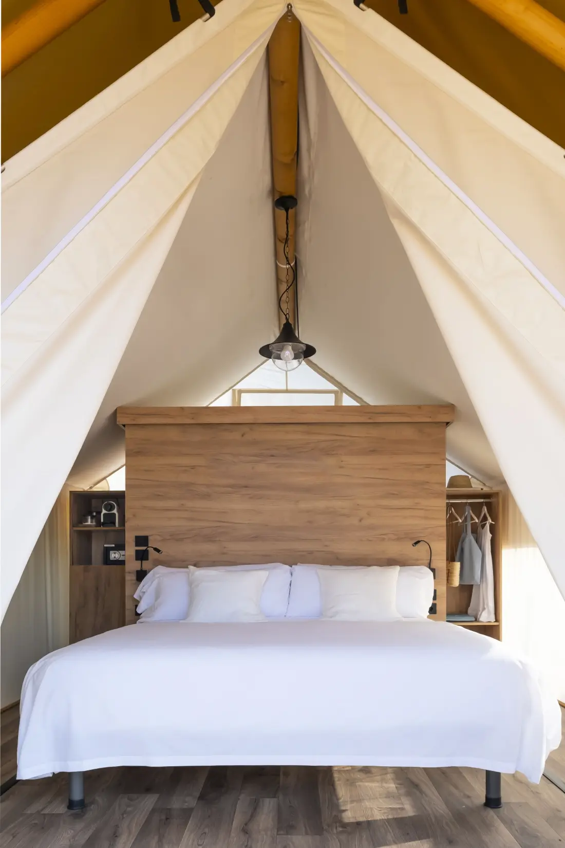 Wecamp San Sebastián 4 Sterne★★★★