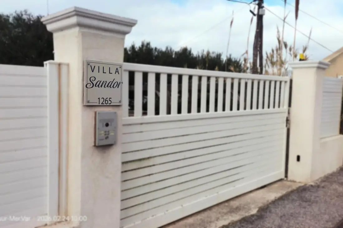 Privé toegang Zee en Tuin in Sanary-sur-mer
