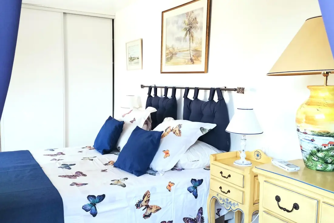 Privé toegang Zee en Tuin in Sanary-sur-mer