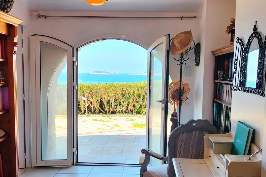 Privé toegang Zee en Tuin in Sanary-sur-mer