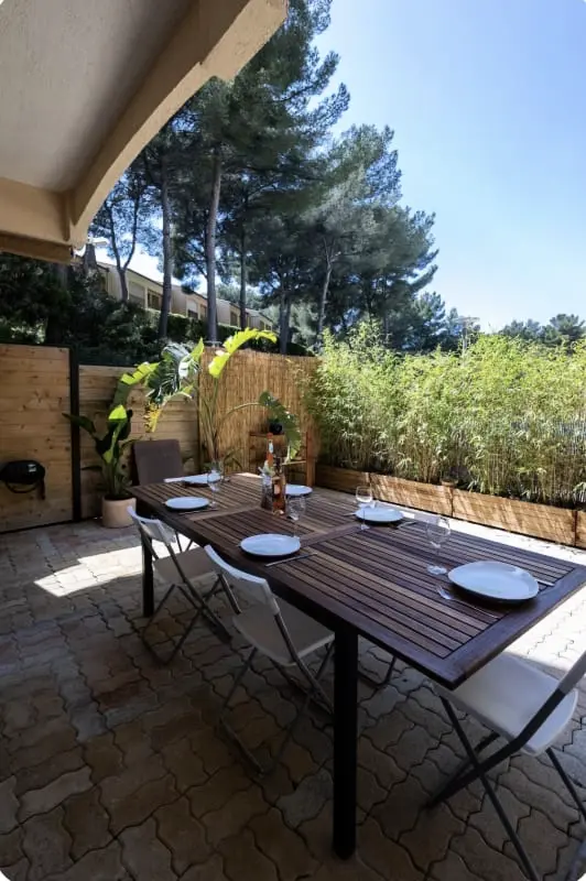 Appart Avec Grande Terrasse, Piscine Et Mer à Pied