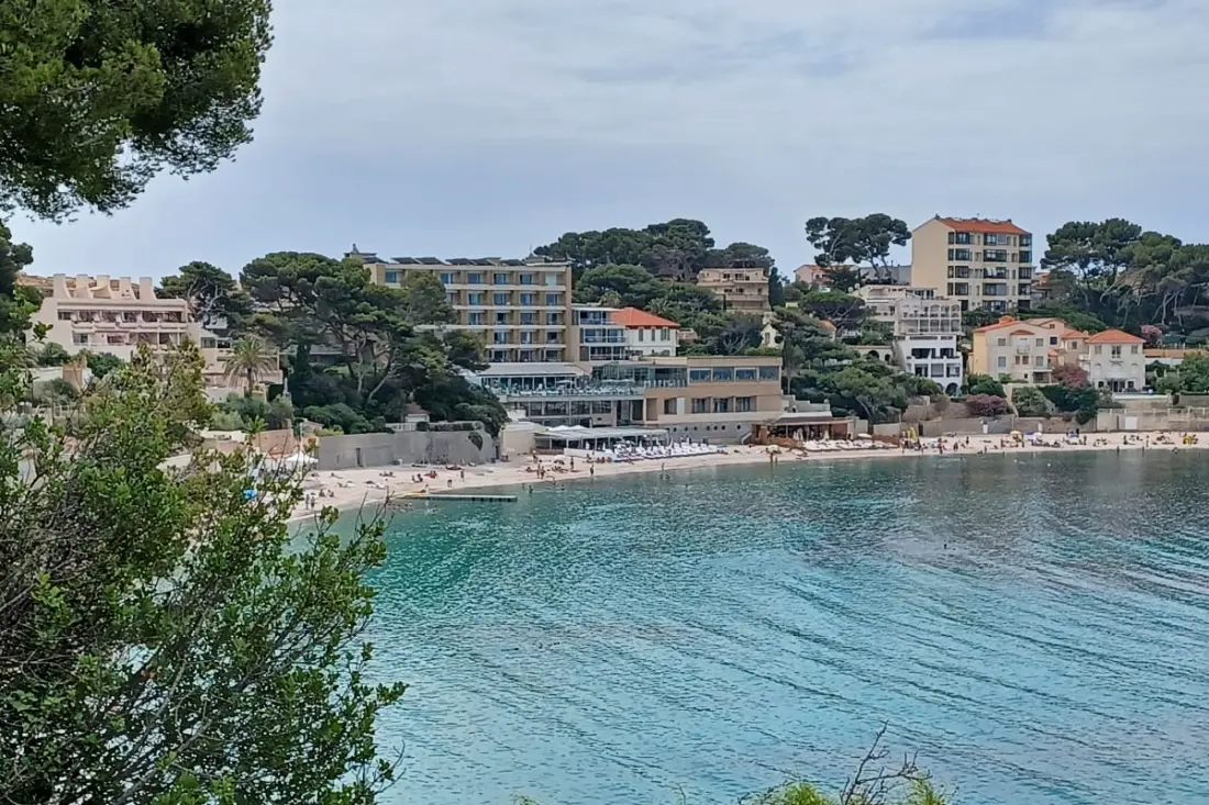 Dichtbij Port En Strand Van Sanary Sur Mer