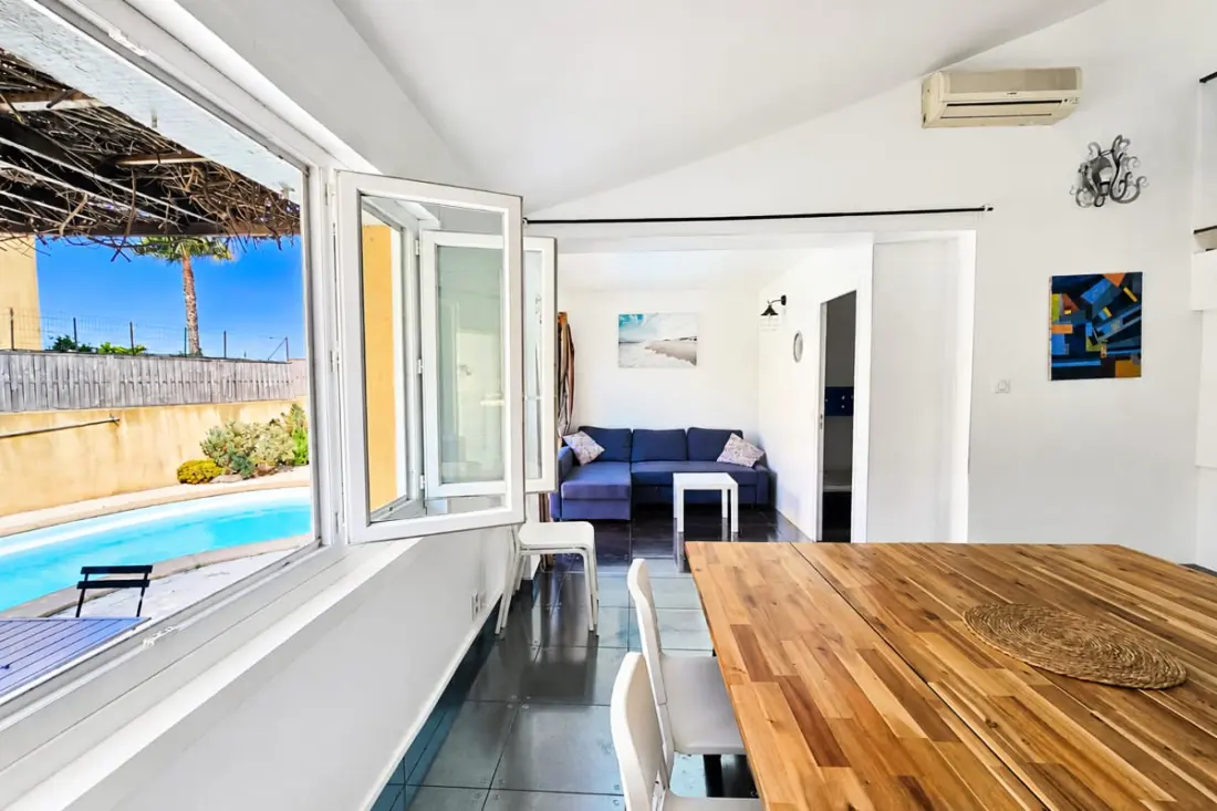 Úszómedence Private House 50 méter De La Plage
