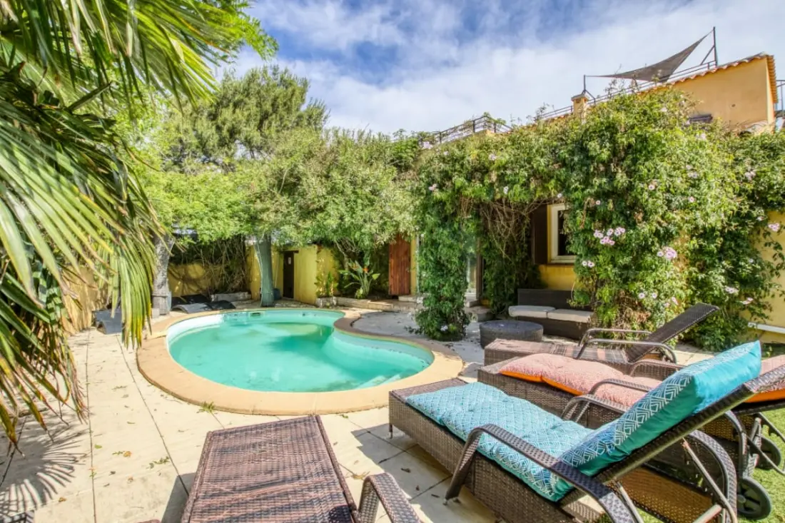Úszómedence Private House 50 méter De La Plage