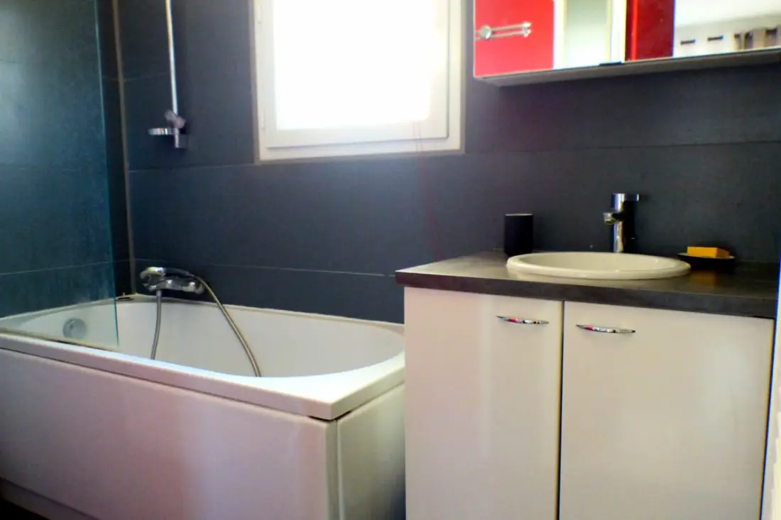 Ruim appartement met airconditioning, vlakbij het centrum