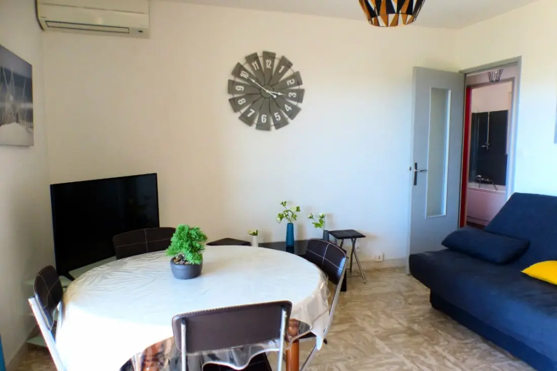 Ruim appartement met airconditioning, vlakbij het centrum