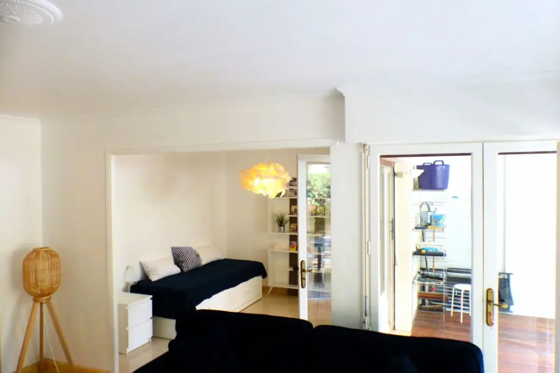 Appartement op tuinniveau, vlak bij de zee en de haven