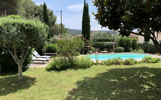 Jolie Maison Avec Piscine Privée