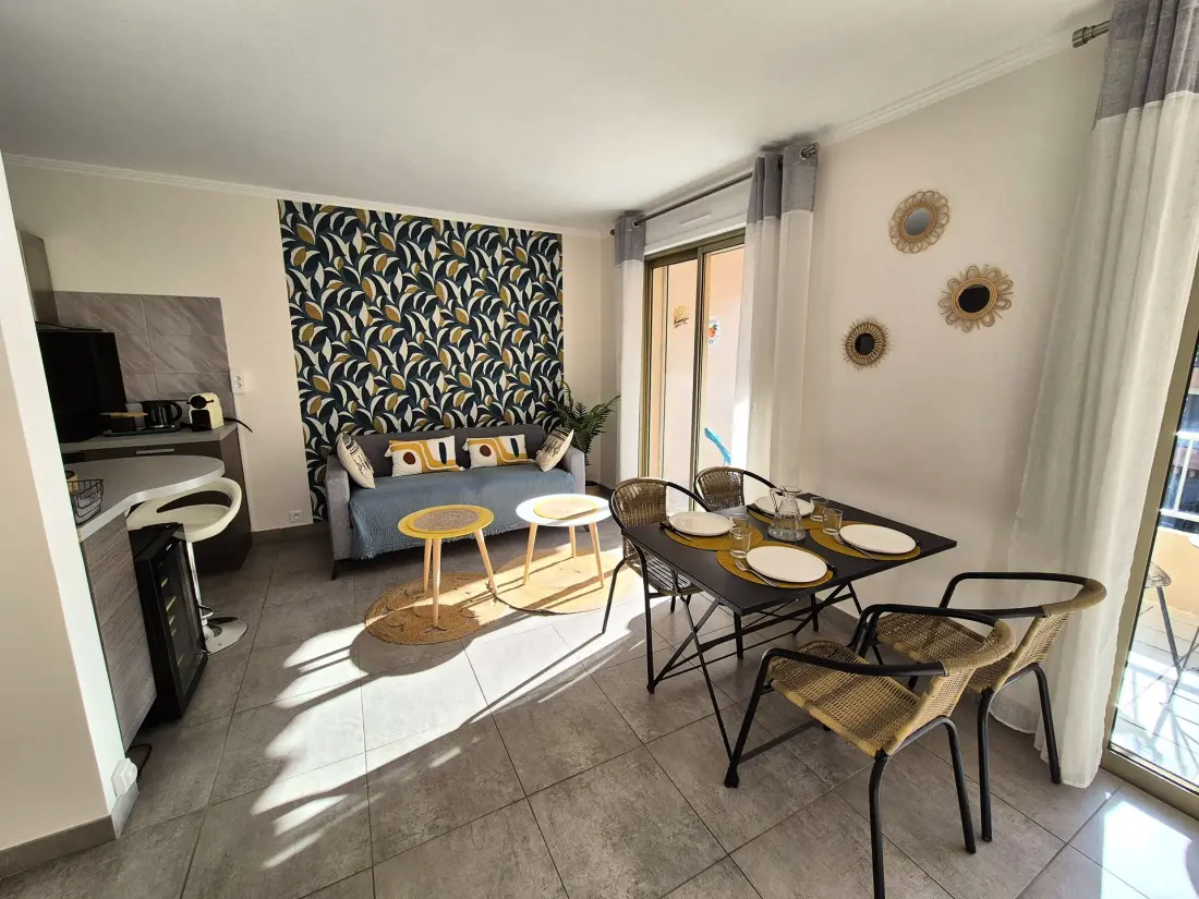 Porthos Residence