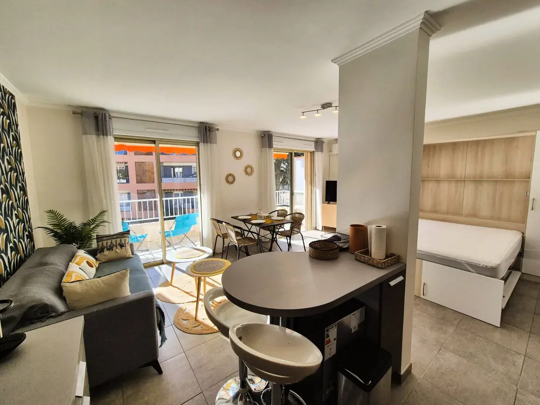 Porthos Residence