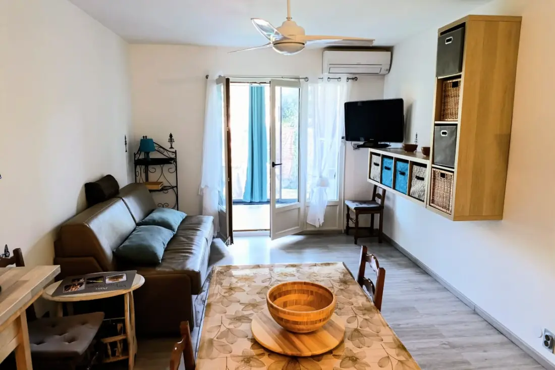 Goed uitgeruste studio met terras in Sanary-sur-mer