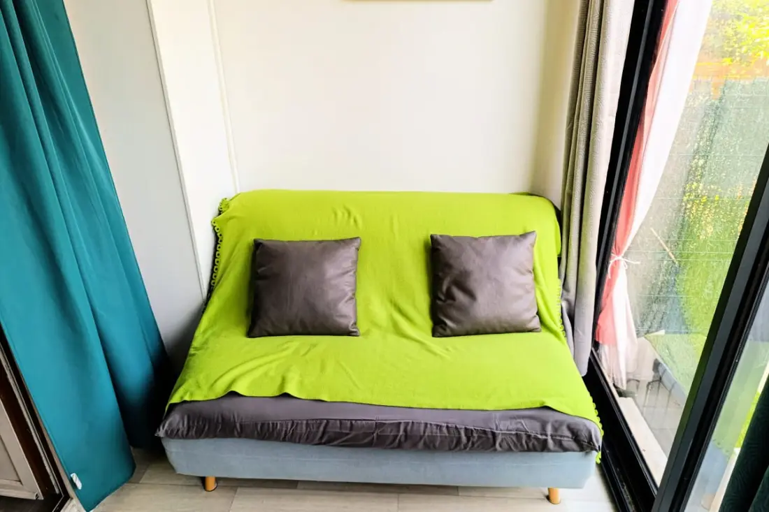 Goed uitgeruste studio met terras in Sanary-sur-mer