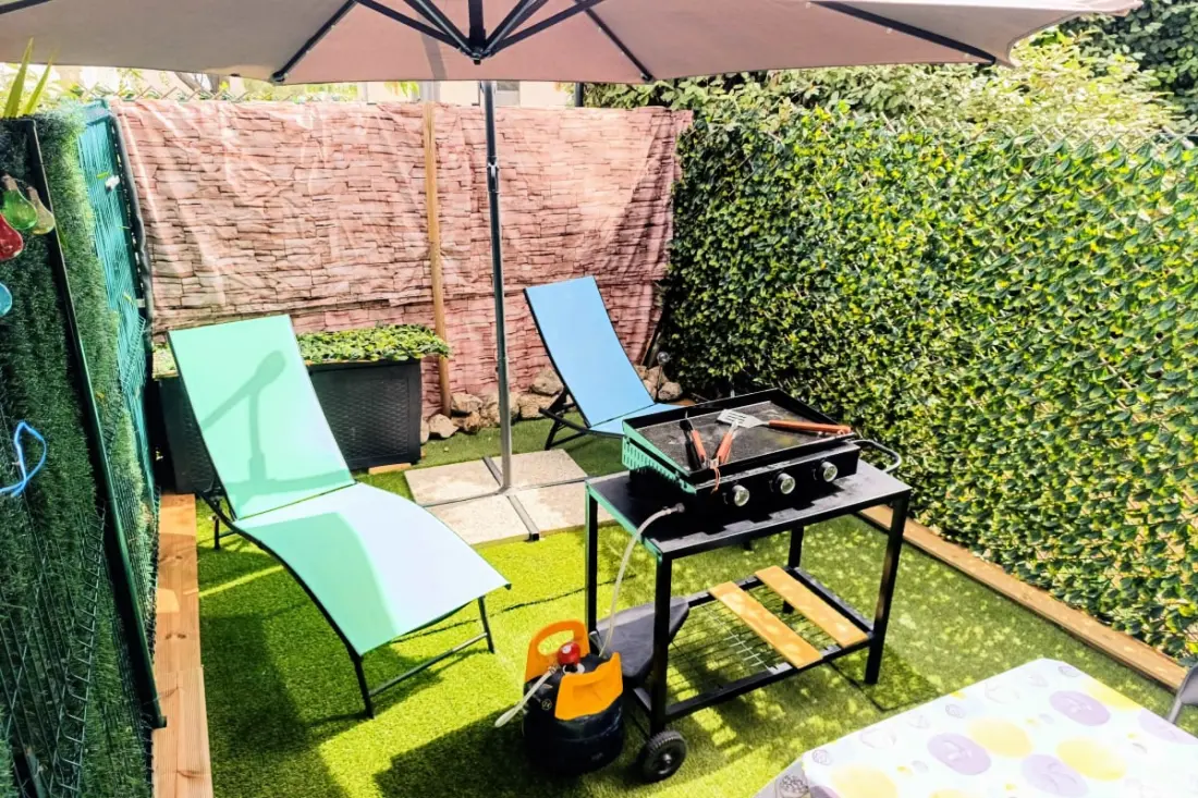 Goed uitgeruste studio met terras in Sanary-sur-mer