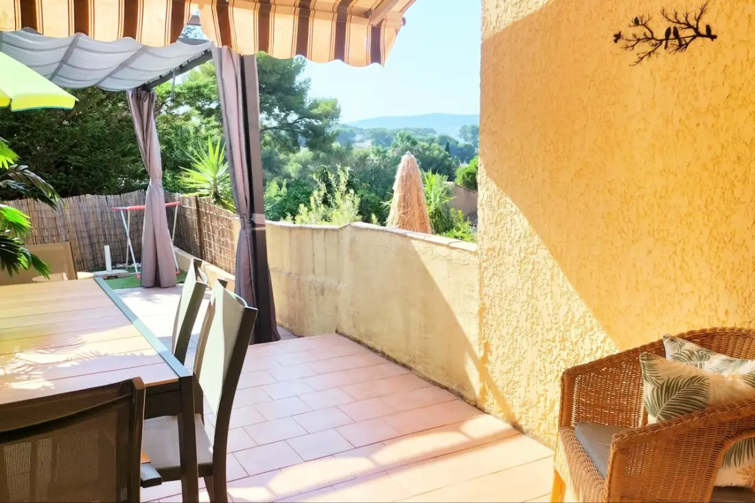 Sublime Studio à Sanary Terrasses Et Parking