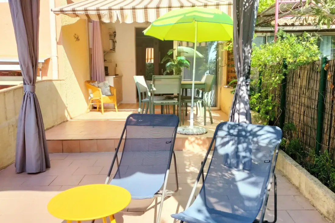 Sublime Studio à Sanary Terrasses Et Parking