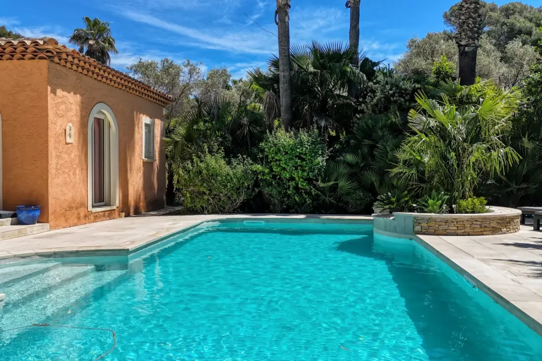 Villa Private Swimming medencével Sanaryban