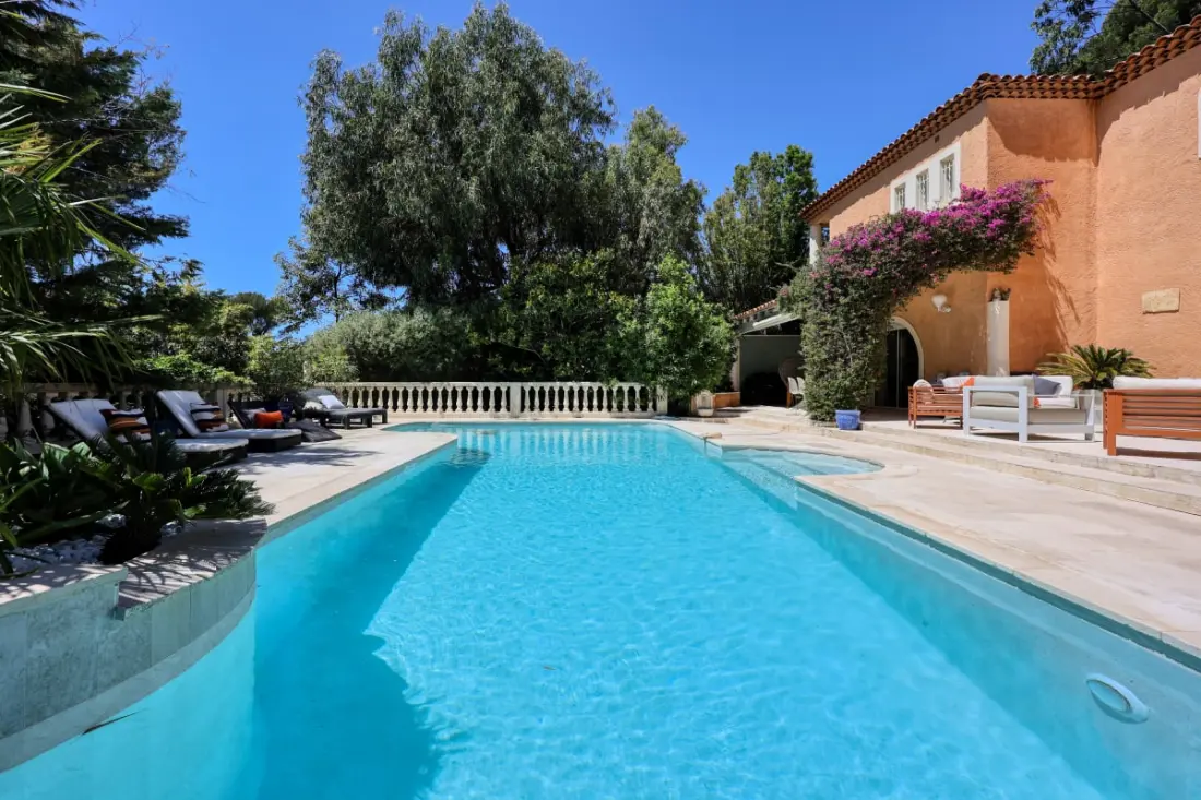 Villa Private Swimming medencével Sanaryban