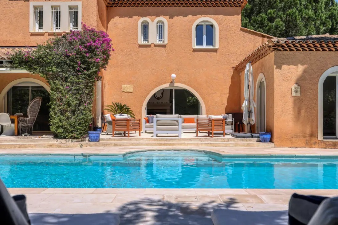 Villa Private Swimming medencével Sanaryban