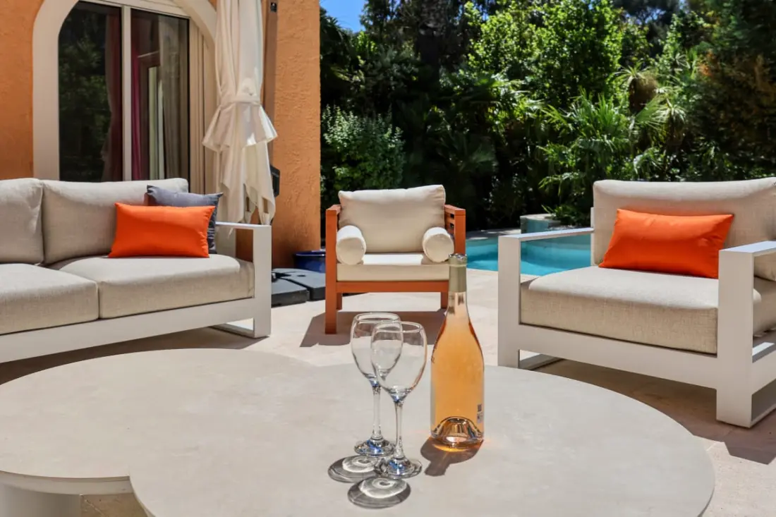Villa Private Swimming medencével Sanaryban