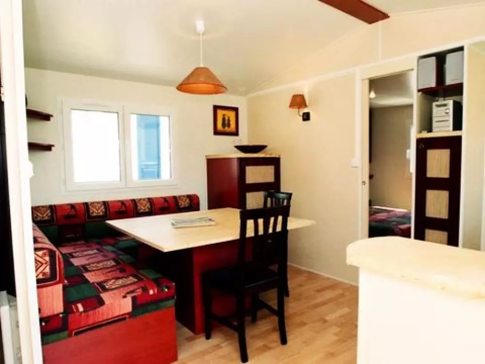 Sunêlia Camping Les Nids Du Lac 4 Gwiazdy★★★★ 4 Gwiazdy★★★★ 4 Gwiazdy★★★★ 4 Gwiazdy★★★★