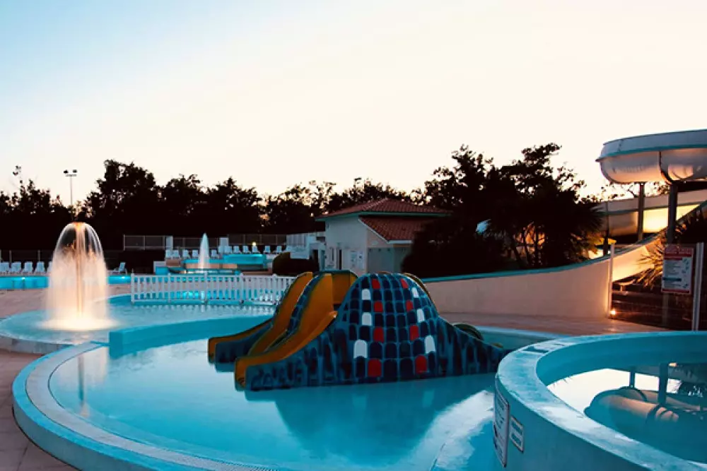 Camping Lou Broustaricq by TLC vacances 4 Sterne★★★★