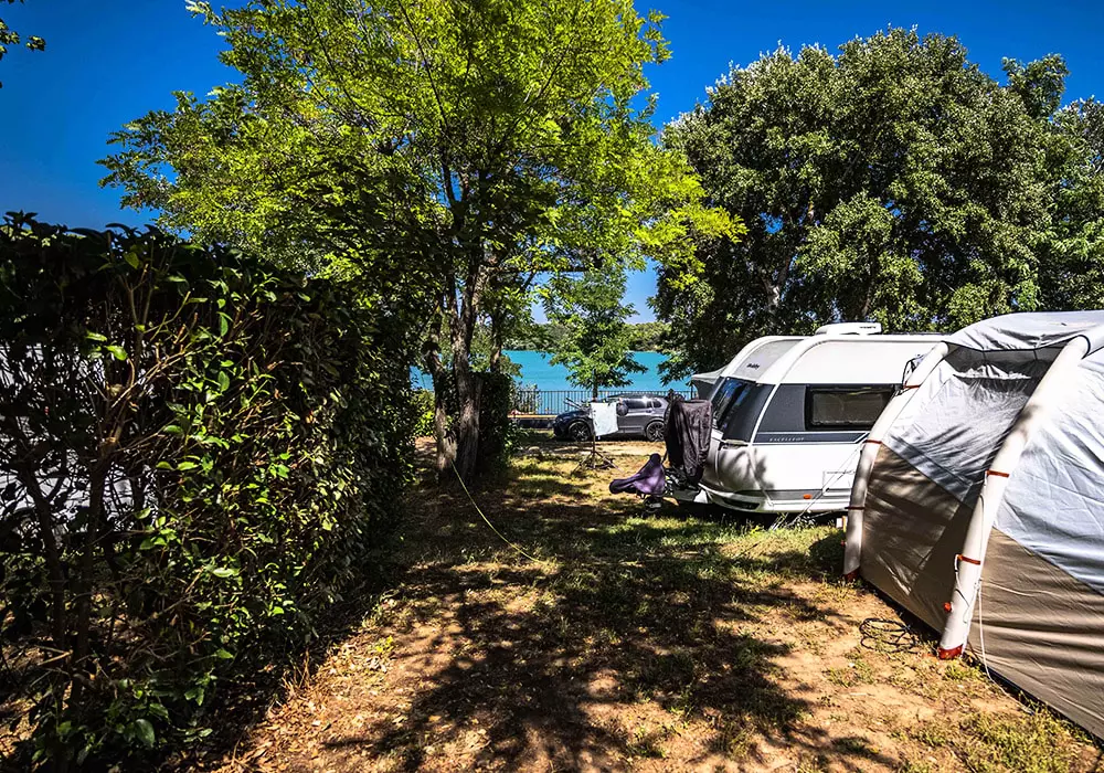 Campasun La Bonde Pond Camping /