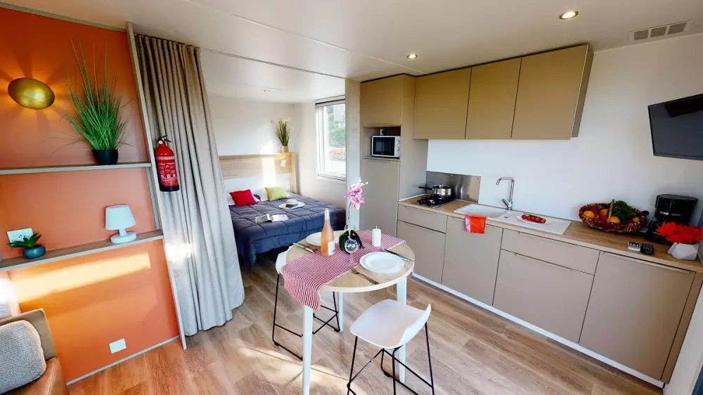 Campasun La Bonde Pond Camping /