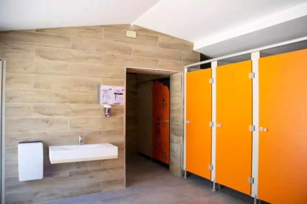 Campasun La Bonde Pond Camping /