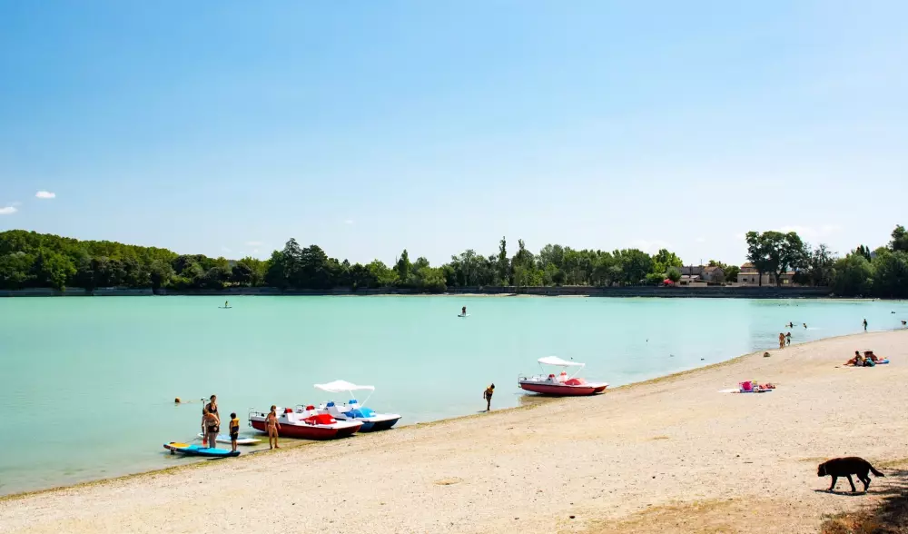 Campasun La Bonde Pond Camping /