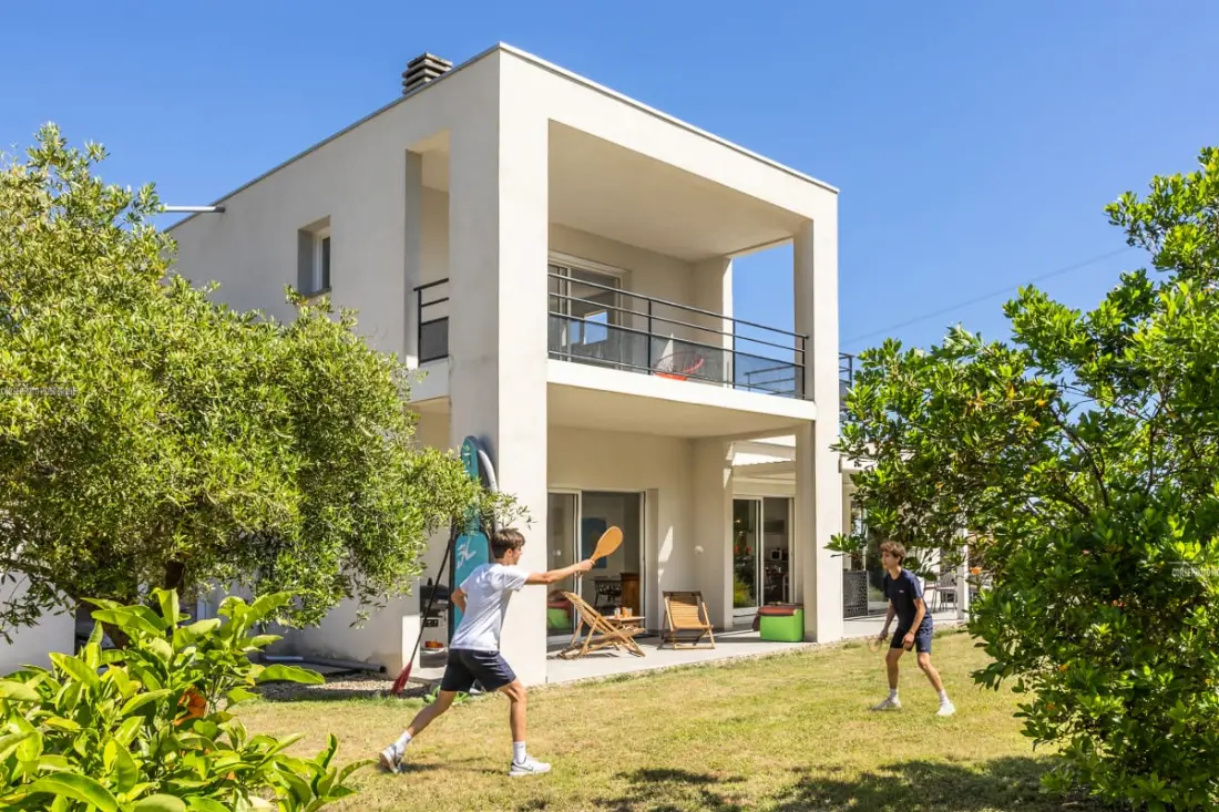 Villa Santa Mara Poggio, Kortárs Villa egy Verdure beállításban