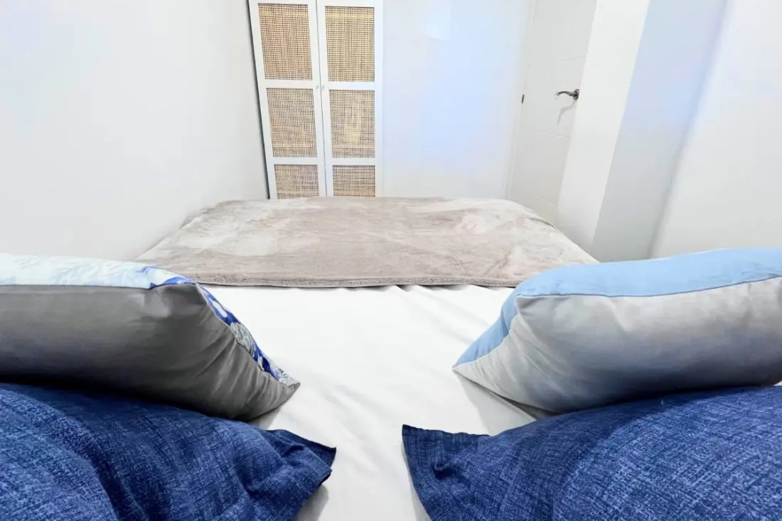 Ideális apartman úszással Medence, 350 méterre a strandoktól