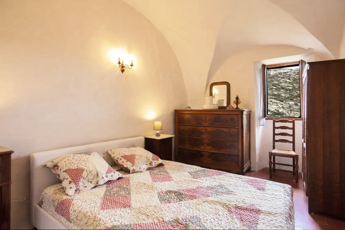 Casuccia - Charming Apartment Nebbiu szívében
