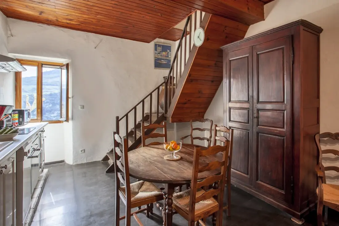 Casuccia - Charming Apartment Nebbiu szívében