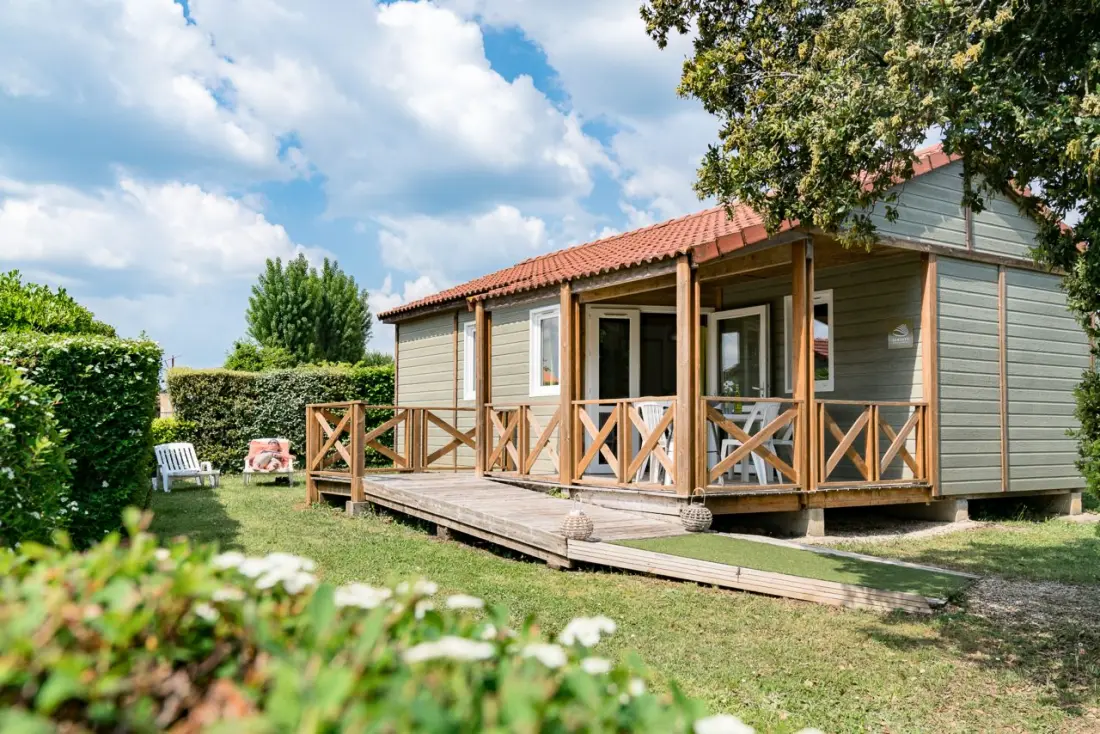 Campingplatz Sandaya Les Péneyrals5 Sterne★★★★★