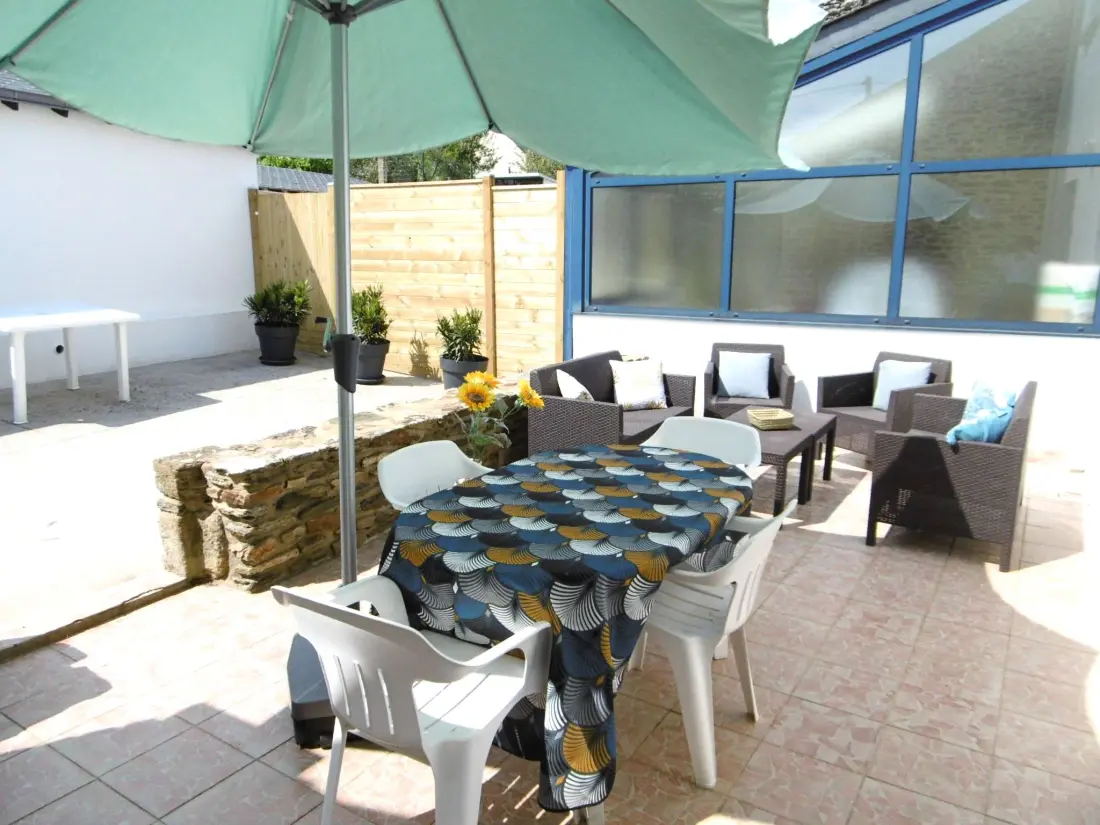 Heol-Sarzeau Residence