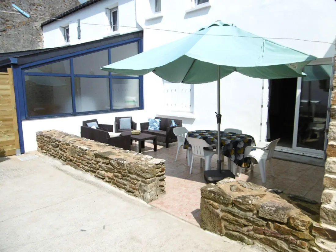 Heol-Sarzeau Residence