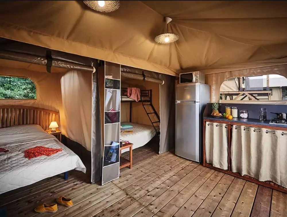 Campsite Ushuaia Villages Provence- Ventoux 2 Gwiazdy★★ 2 Gwiazdy★★