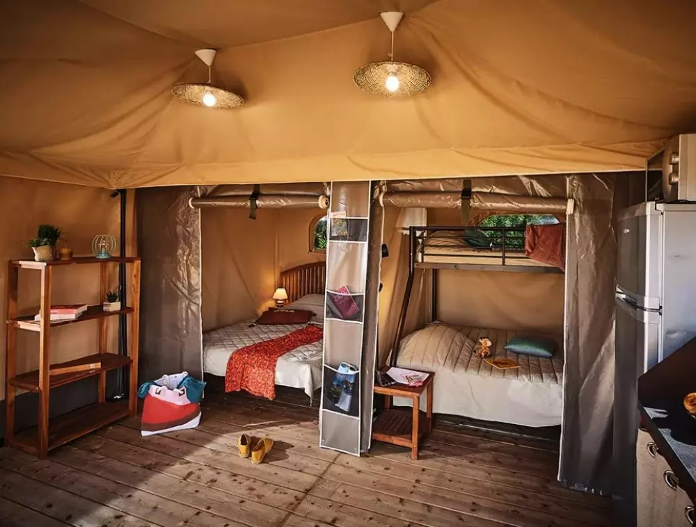 Campsite Ushuaia Villages Provence- Ventoux 2 Gwiazdy★★ 2 Gwiazdy★★