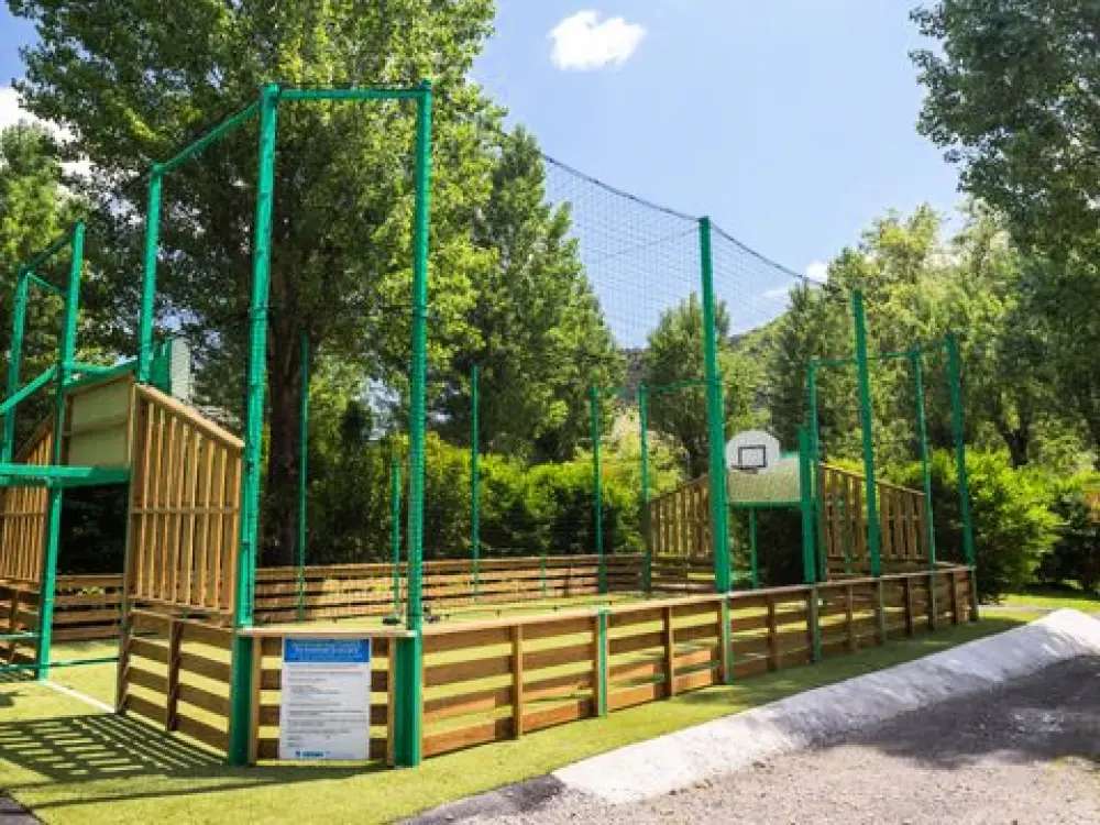 Camping Du Château De L'Hom  4 Sterren★★★★